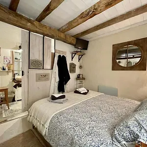 https://la-grange-promilhanes.midi-pyreneeshotels.com